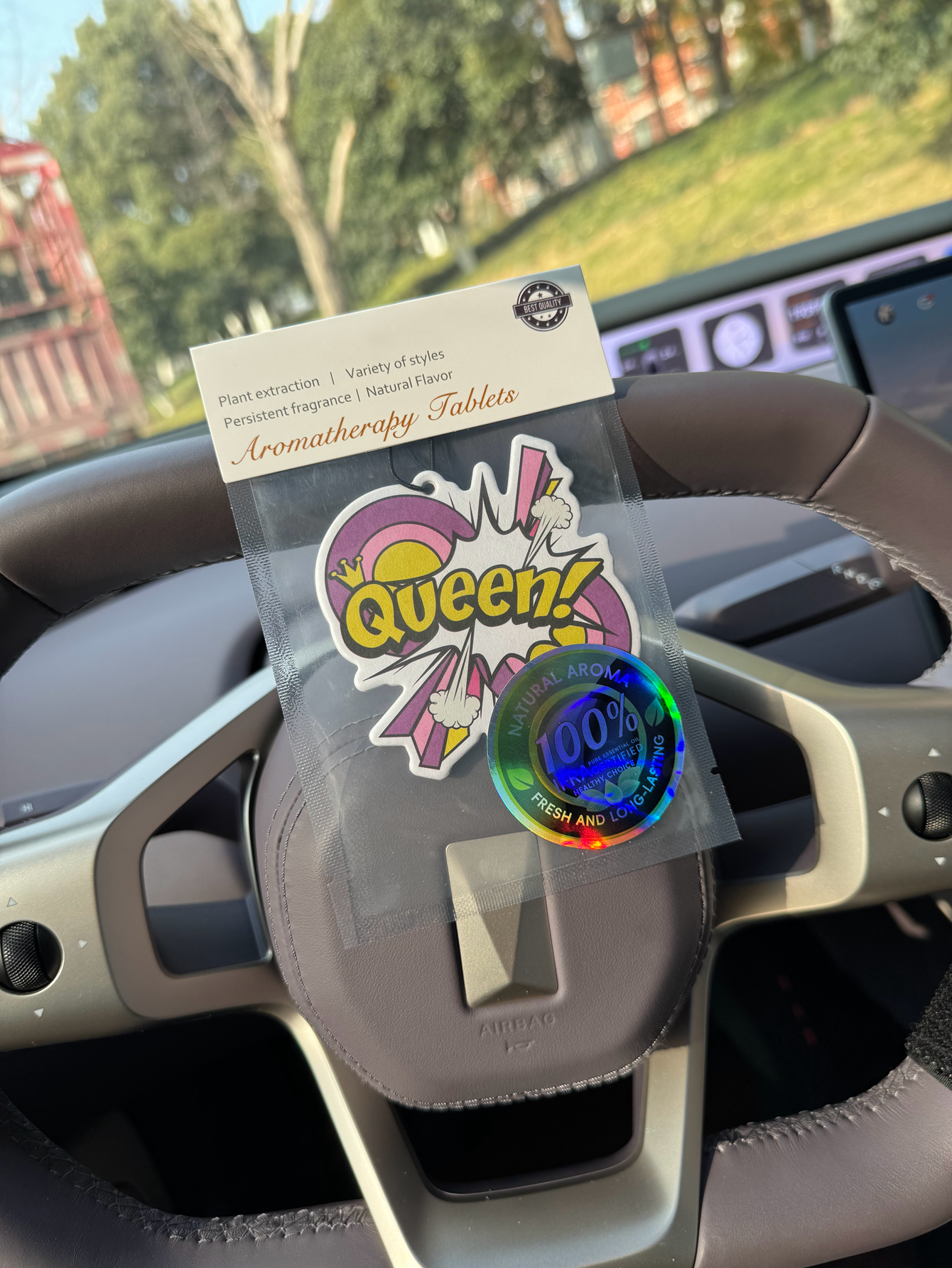 Queen! Freesia and English Pea - Fragrance Queen Perfume recensie en prijs