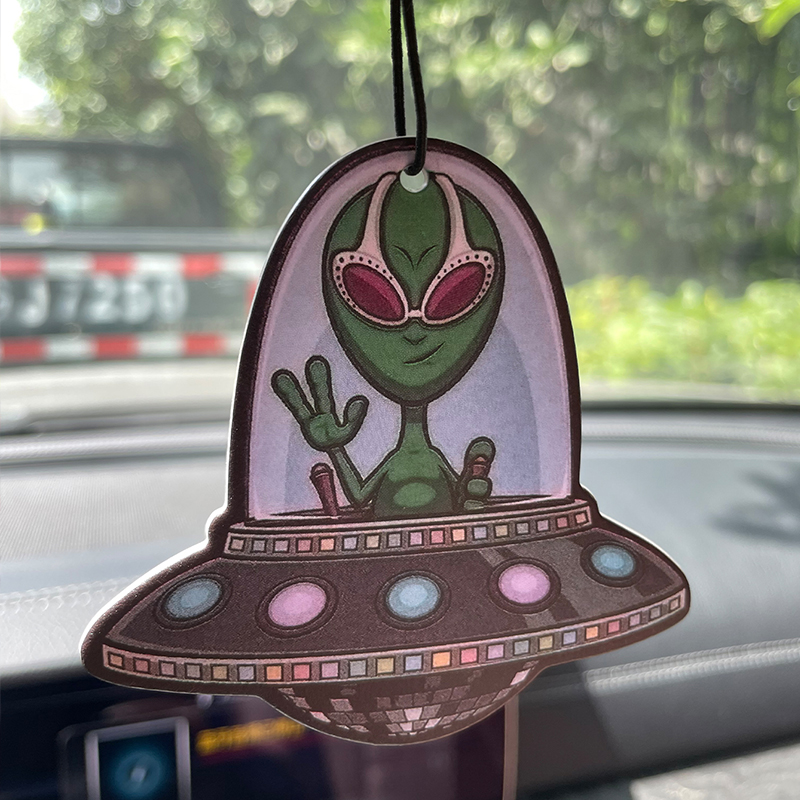 Quirky and Fun Alien, V-Sign H - Perfume Và Fragrance recensie en prijs