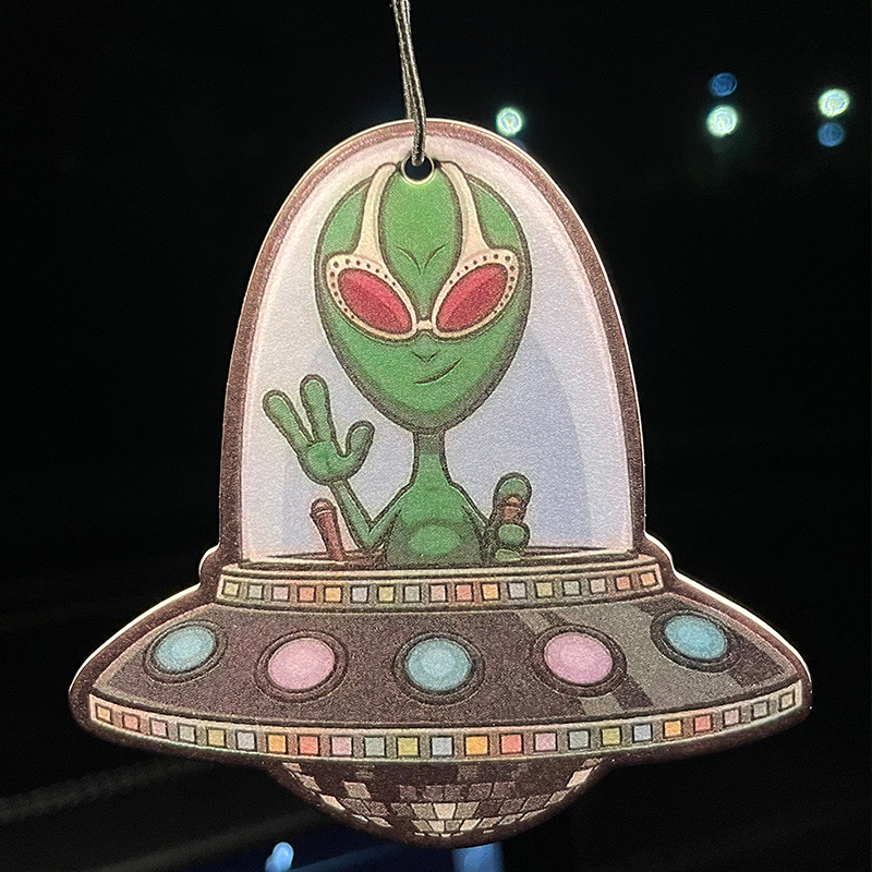 Quirky and Fun Alien, V-Sign H - Perfume Và Fragrance recensie en prijs